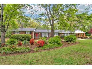117 Martin Lane, Cowpens, SC 29330