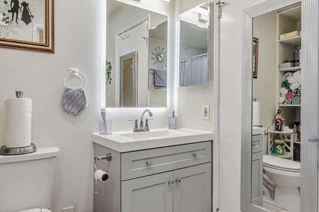 101 Blossom Circle H, San Mateo, CA 94403