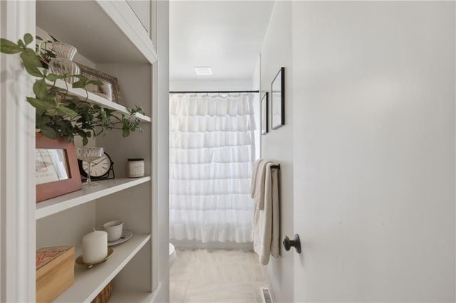 4515 S Willis Avenue, Independence, MO 64055