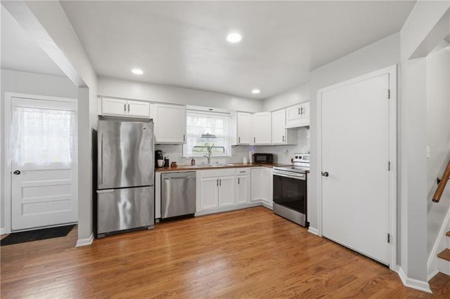 4515 S Willis Avenue, Independence, MO 64055