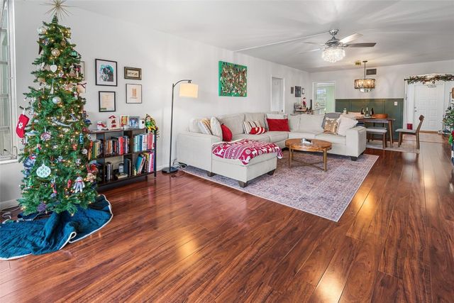 3930 Oaks Clubhouse Drive 304, Pompano Beach, FL 33069