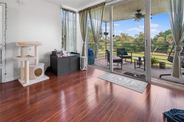 3930 Oaks Clubhouse Drive 304, Pompano Beach, FL 33069