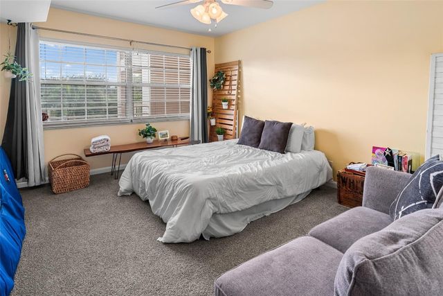 3930 Oaks Clubhouse Drive 304, Pompano Beach, FL 33069