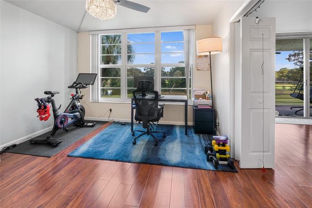 3930 Oaks Clubhouse Drive 304, Pompano Beach, FL 33069