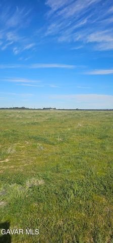 Avenue H4 77 St W, Lancaster, CA 93536