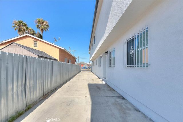 11031 Burin, Inglewood, CA 90304