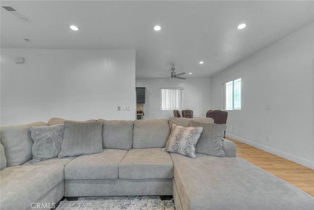 11031 Burin, Inglewood, CA 90304