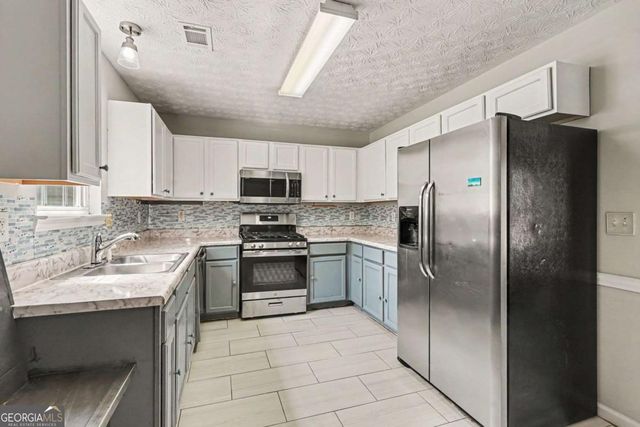 4408 Raptor Court, Snellville, GA 30039