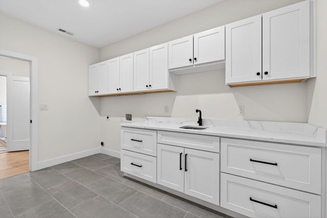 105 Zane Lane, Nicholasville, KY 40356