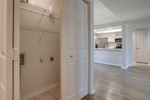 3105 San Jacinto Street 217, Dallas, TX 75204