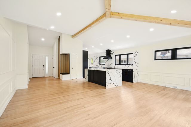 732 Hill Street, Highland Park, IL 60035