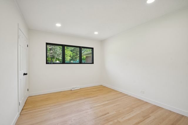 732 Hill Street, Highland Park, IL 60035