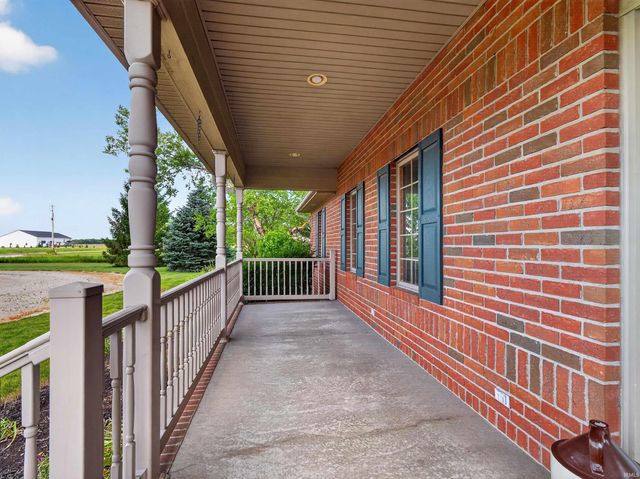 1549 E 200 N, Decatur, IN 46733