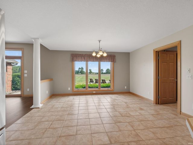 1549 E 200 N, Decatur, IN 46733
