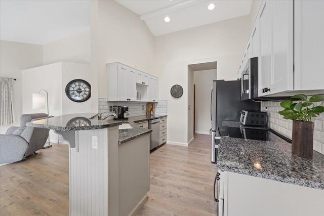 24102 E Olive Ln, Liberty Lake, WA 99019