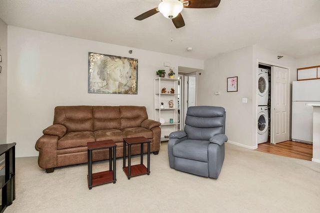 2305 NE 68th Street, Gladstone, MO 64118