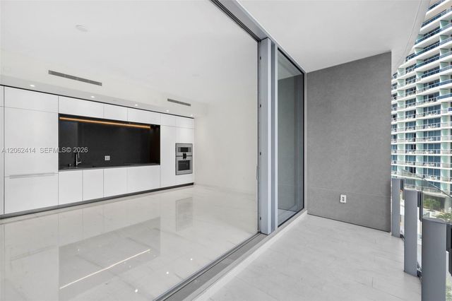 300 Biscayne Blvd Way 1708, Miami, FL 33131