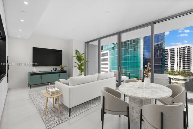 300 Biscayne Blvd Way 1708, Miami, FL 33131