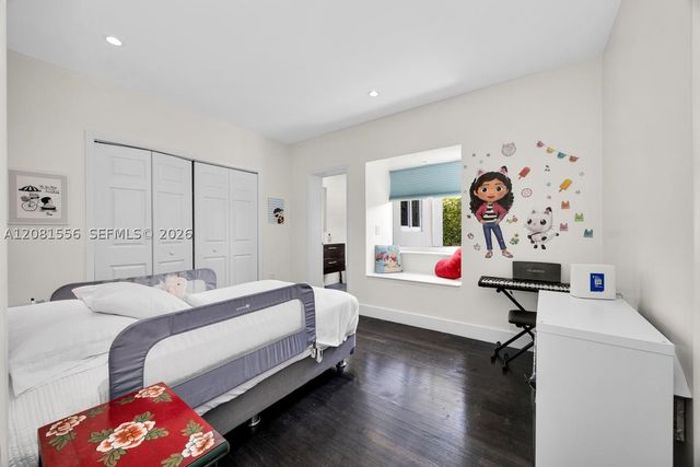 6610 Santona St, Coral Gables, FL 33146