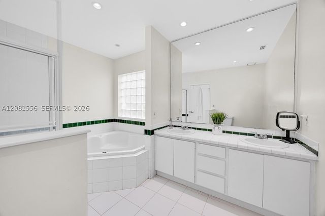 6610 Santona St, Coral Gables, FL 33146