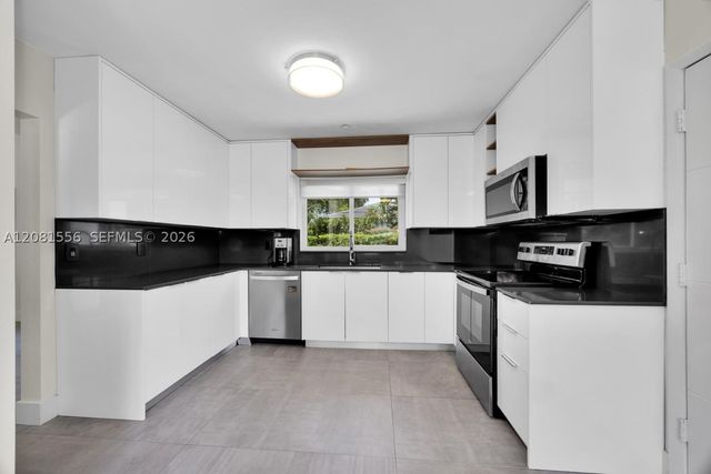 6610 Santona St, Coral Gables, FL 33146