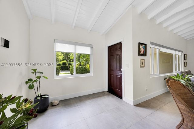 6610 Santona St, Coral Gables, FL 33146