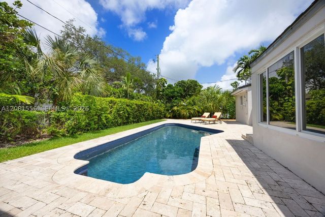 6610 Santona St, Coral Gables, FL 33146