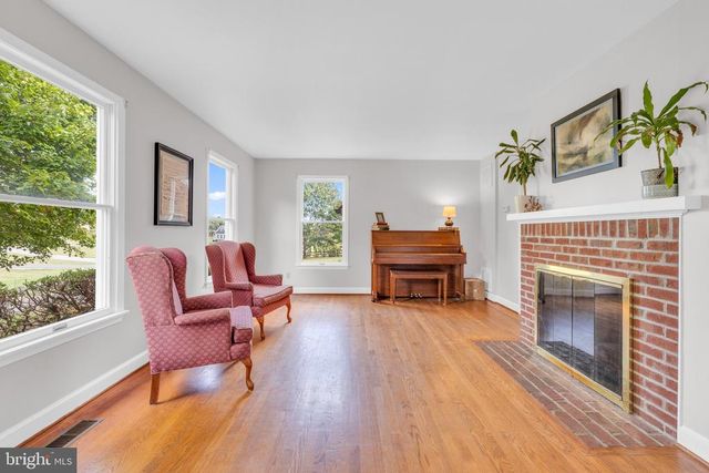 8729 GREEN RD, Warrenton, VA 20187