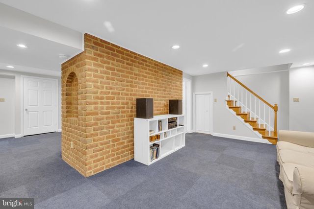 8729 GREEN RD, Warrenton, VA 20187