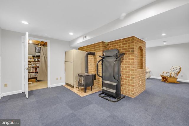 8729 GREEN RD, Warrenton, VA 20187