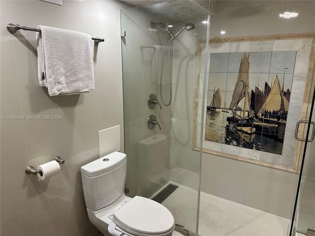 6039 Collins Ave 1431, Miami Beach, FL 33140