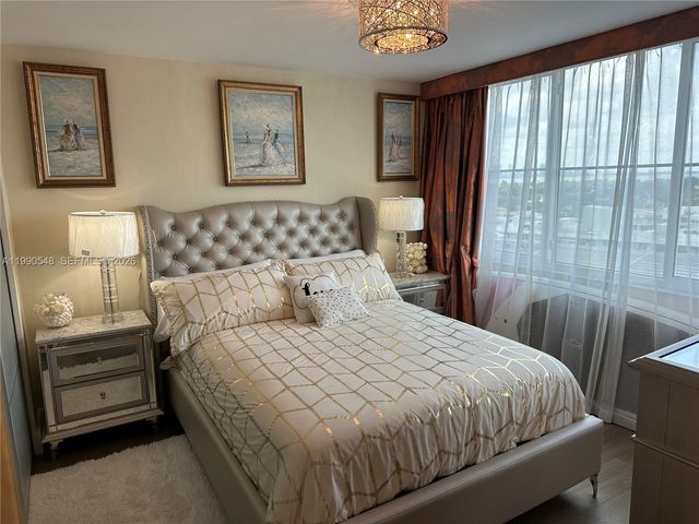 6039 Collins Ave 1431, Miami Beach, FL 33140