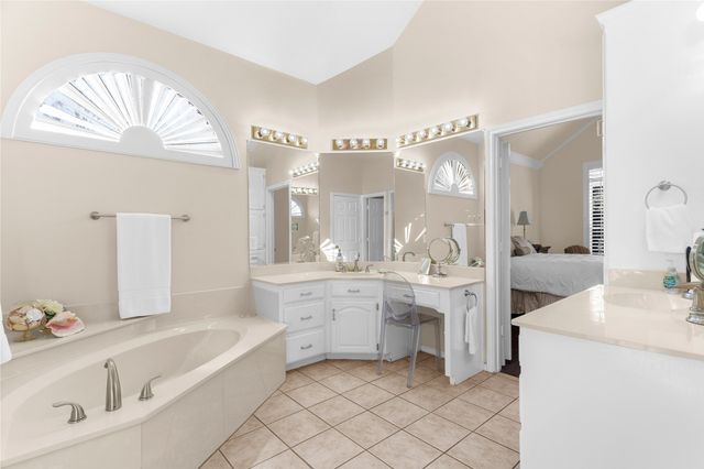 6914 Genstar Lane, Dallas, TX 75252