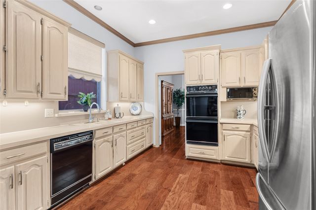 6914 Genstar Lane, Dallas, TX 75252