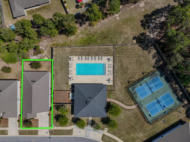 141 Lightning Bug Lane, Freeport, FL 32439