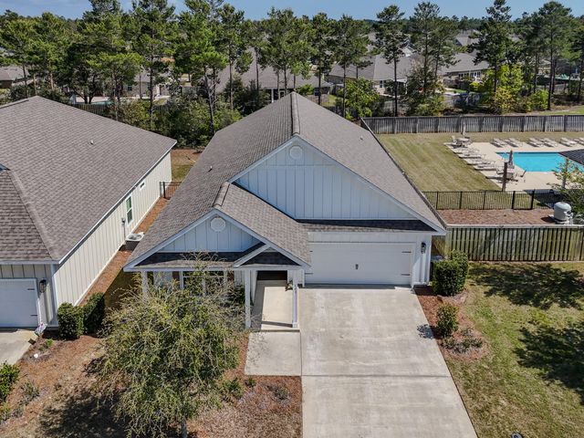 141 Lightning Bug Lane, Freeport, FL 32439