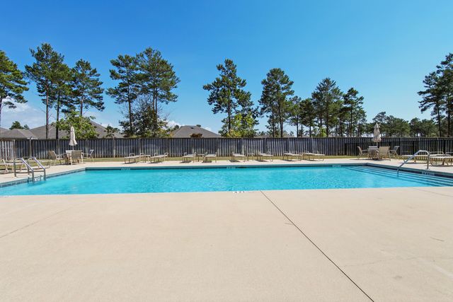 141 Lightning Bug Lane, Freeport, FL 32439