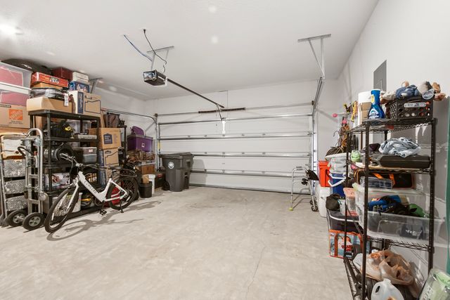 141 Lightning Bug Lane, Freeport, FL 32439