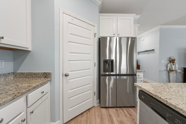 141 Lightning Bug Lane, Freeport, FL 32439