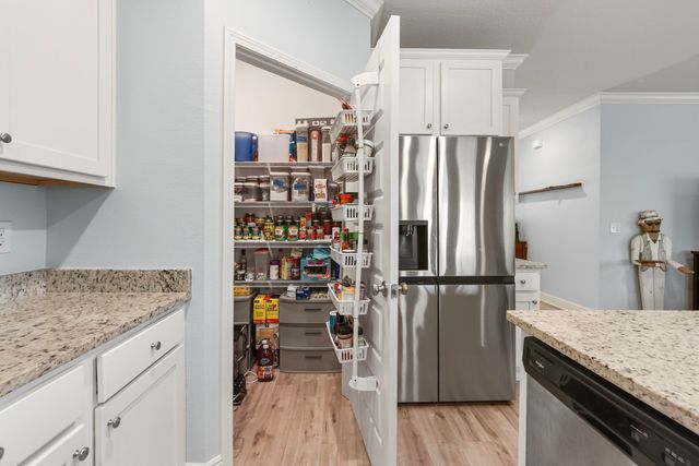 141 Lightning Bug Lane, Freeport, FL 32439