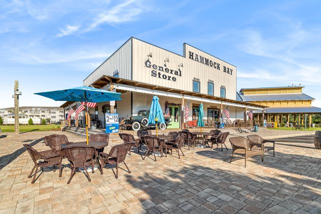 141 Lightning Bug Lane, Freeport, FL 32439