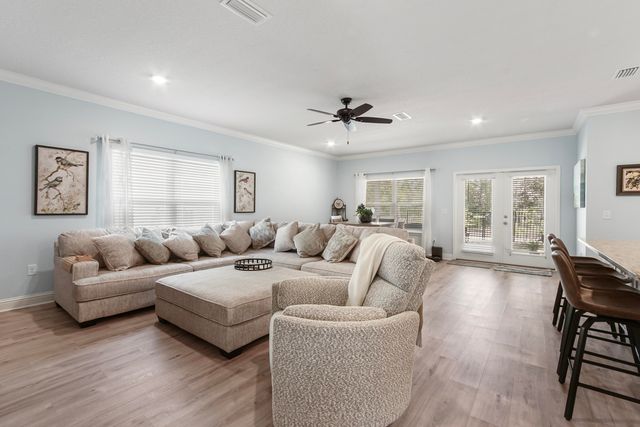 141 Lightning Bug Lane, Freeport, FL 32439