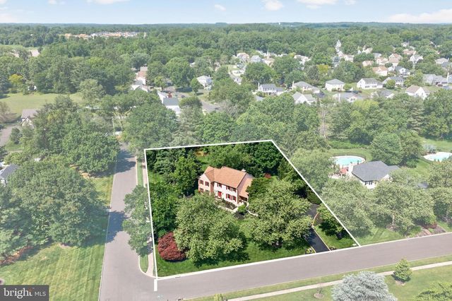 305 COTTONWOOD DR, Langhorne, PA 19047