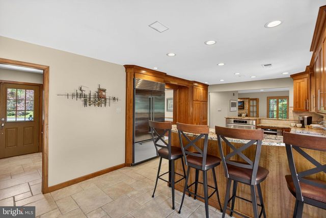 305 COTTONWOOD DR, Langhorne, PA 19047