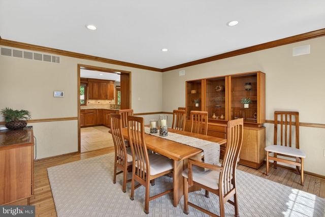 305 COTTONWOOD DR, Langhorne, PA 19047