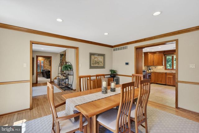 305 COTTONWOOD DR, Langhorne, PA 19047