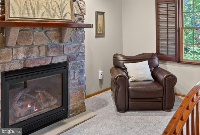 305 COTTONWOOD DR, Langhorne, PA 19047