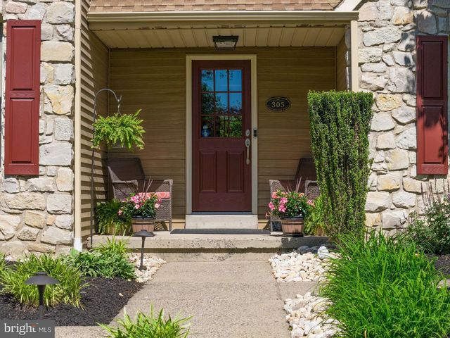 305 COTTONWOOD DR, Langhorne, PA 19047