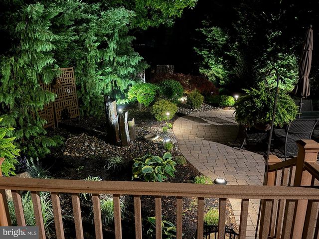 305 COTTONWOOD DR, Langhorne, PA 19047