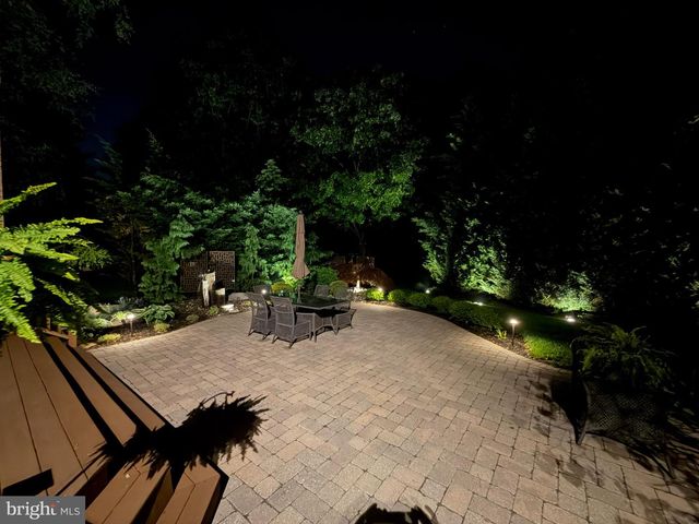 305 COTTONWOOD DR, Langhorne, PA 19047